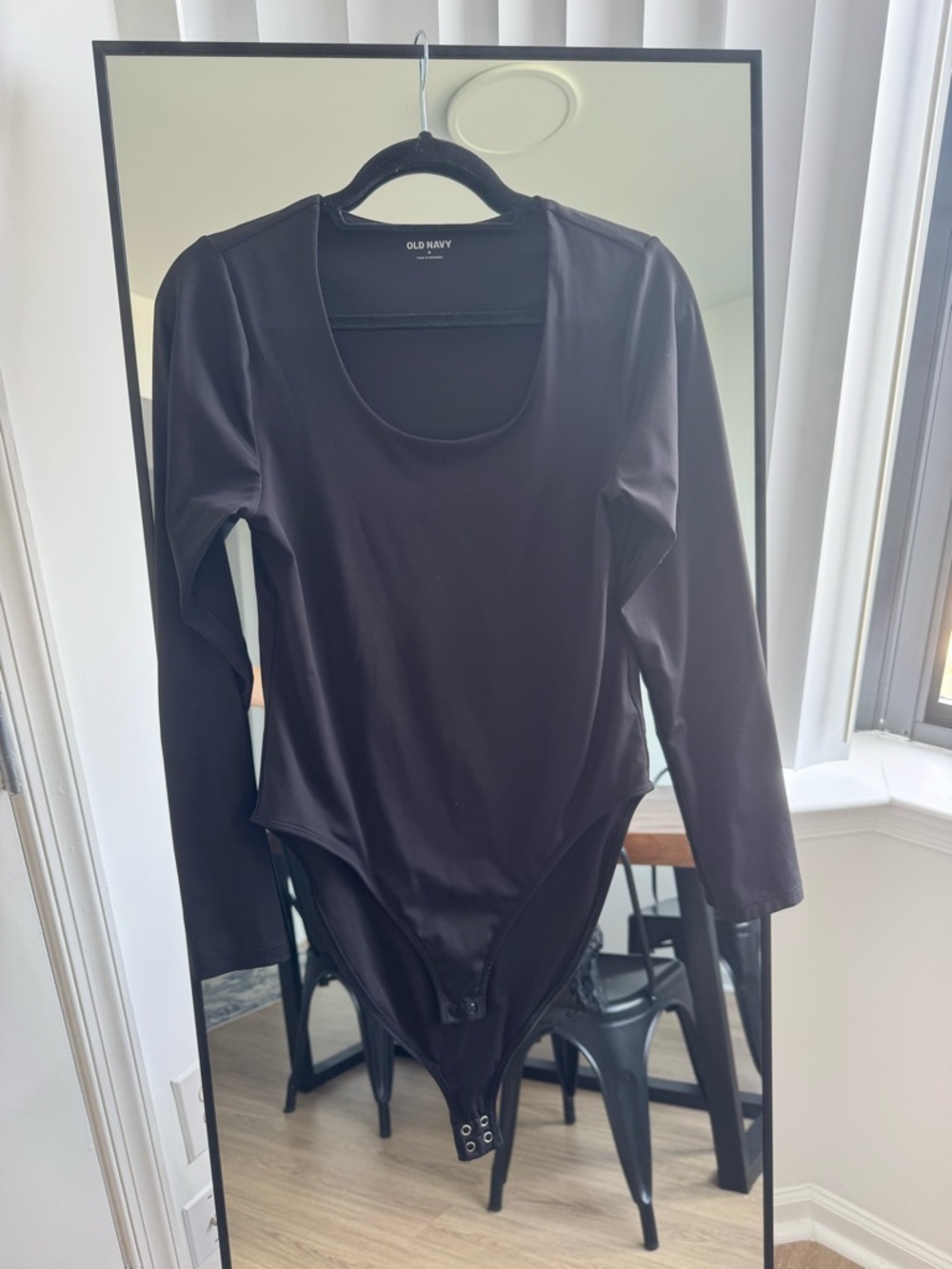 Old Navy Black Scoop Neck Long Sleeve Bodysuit